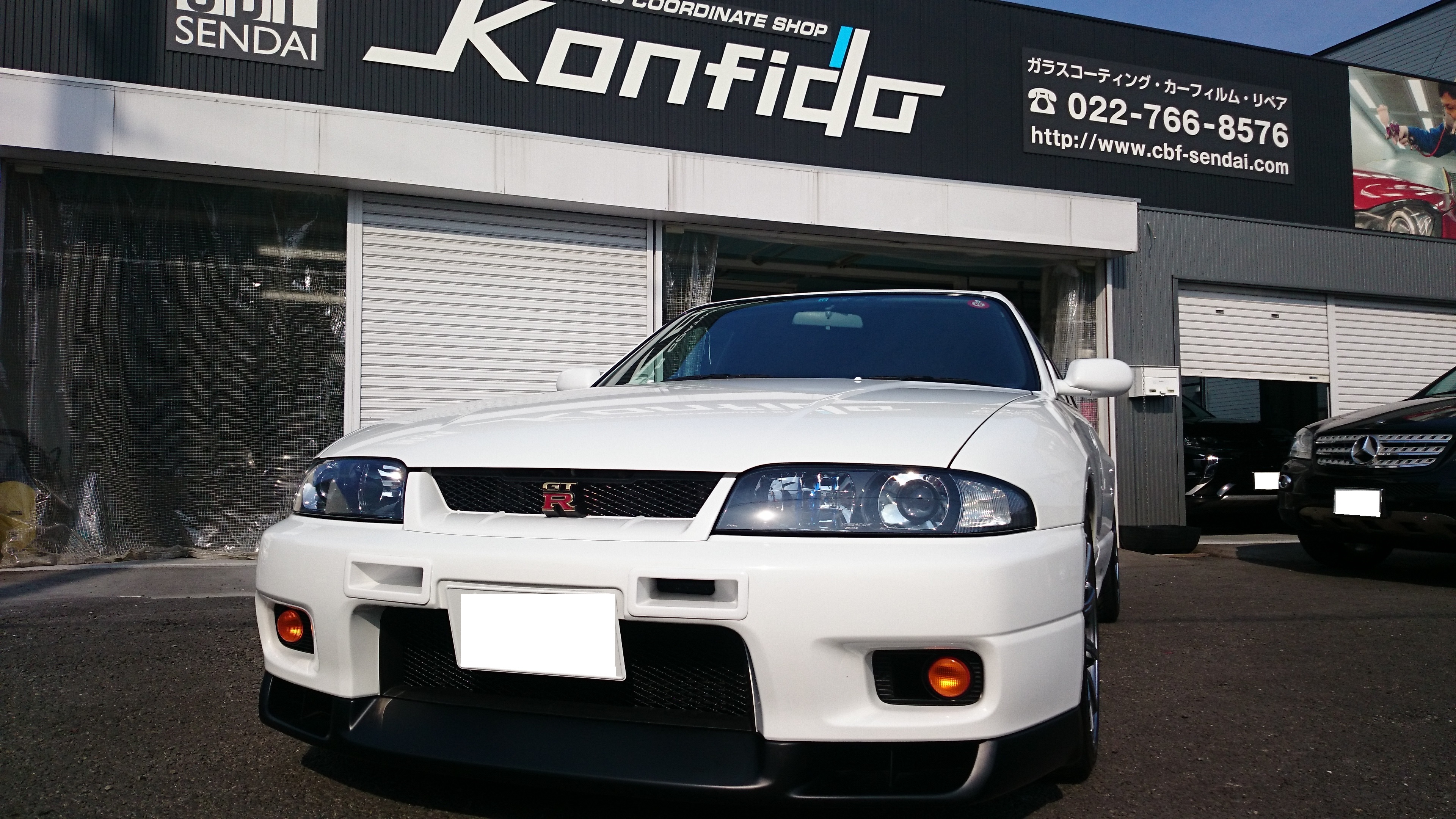 スカイライン　33GTR  をコーティング